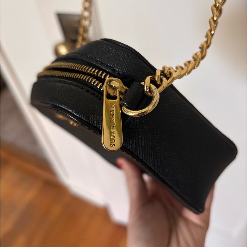 Michael Kors Mini Bag - Picture 6 of 11
